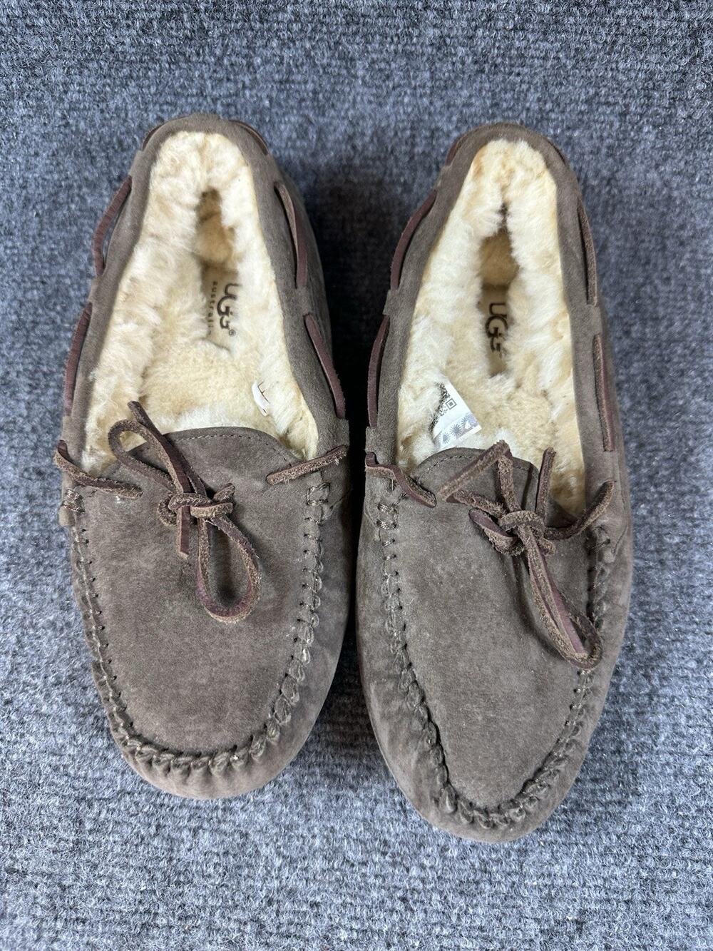 UGG Australia Moccasin Slippers Size 6 Sheepskin Lined Brown Suede